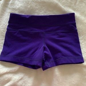 Lululemon Size 4 Tight shorts